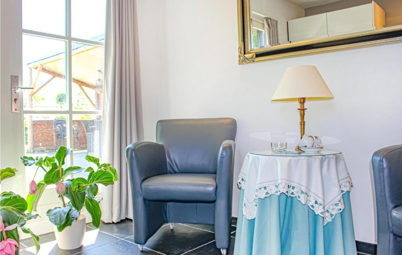 2 Bedroom Awesome Home In Udenhout 外观 照片